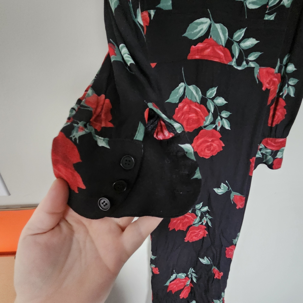 Reformation Carnation Black Maxi Dress with Red Rose Print Size 8 - Picture 6 of 10